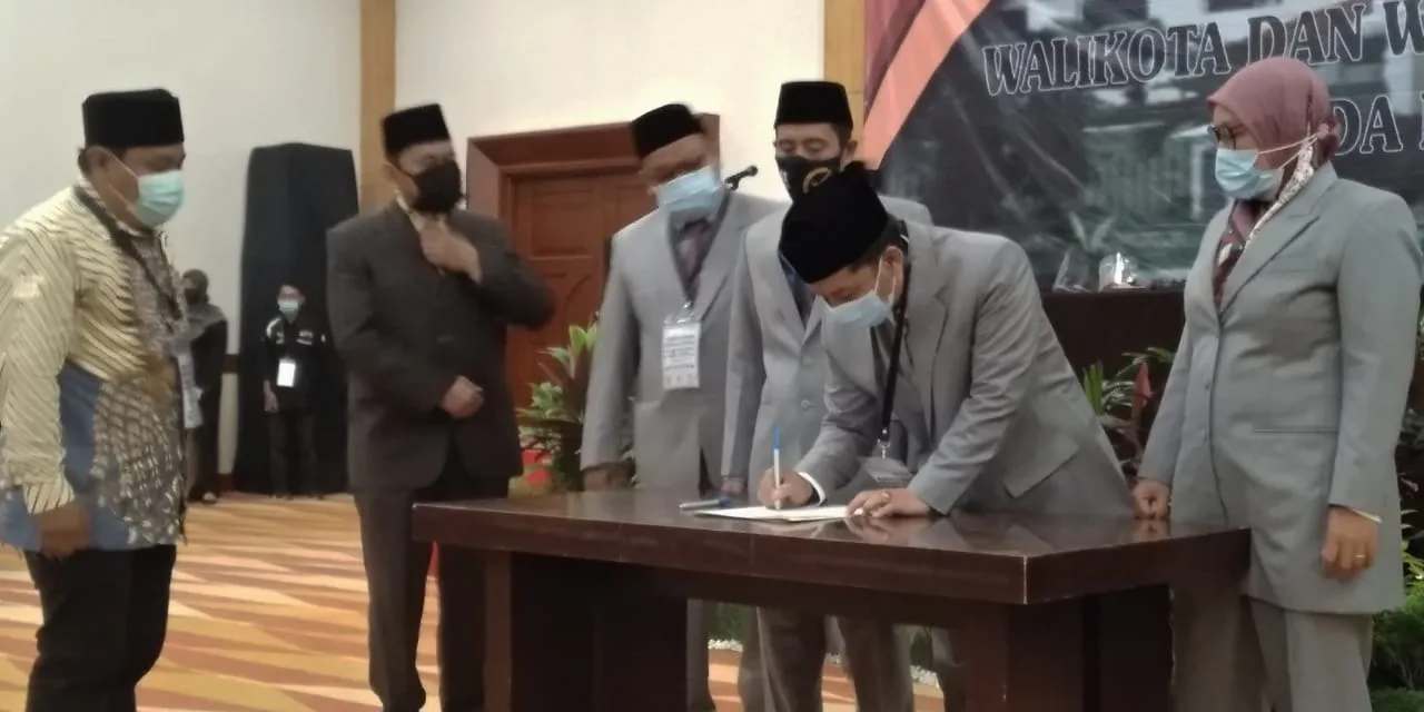 Berita Banten, Berita Banten Terbaru, Berita Banten Hari ini, Berita Cilegon, Berita Cilegon Terbaru, Berita Cilegon Hari ini: KPUD Tetapkan Helldy–Sanuji Paslon Wali Kota dan Wakil Wali Kota Terpilih
