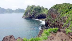 Berita Banten, Berita Anyer: Pulau Sangiang: Destinasi Paket Wisata Kelompok Hotel Anyer-Cinangka
