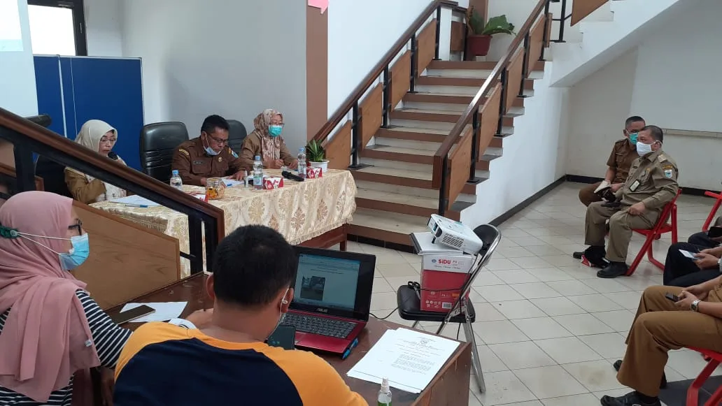 Berita Banten, Berita Banten Terbaru, Berita Banten Hari Ini, Berita Pandeglang, Berita Pandeglang Terbaru, Berita Pandeglang Hari Ini, Berita Penanganan Sampah: Pemda Pandeglang Siapkan Tim Gabungan untuk Tangani Sampah di Jalan Protokol dan Desa Teluk