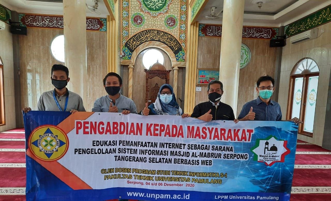 Jemaah Masjid Serpong Diajari Manfaat Internet