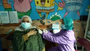 Berita Banten, Berita Banten Terbaru, Berita Banten Hari Ini, Berita Kabupaten Tangerang, Berita Kabupaten Tangerang Terbaru, Berita Kabupaten Tangerang Hari Ini, Berita Tigaraksa, Berita Tigaraksa Terbaru, Berita Tigaraksa Hari Ini, Berita Vaksin Sinova, Berita Vaksin Covid-19: Vaksinasi Covid-19 di Tigaraksa Dimulai Hari Ini