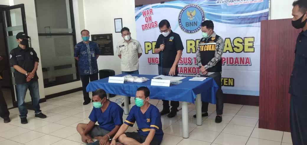 Berita Banten, Berita Banten Terbaru, Berita Banten Terkini, Berita Banten Hari Ini, Berita Serang, Berita Serang Terbaru, Berita Serang Terkini, Berita Serang Hari Ini: BNNP Banten Ungkap Penyelundupan Sabu di Kantong Permen