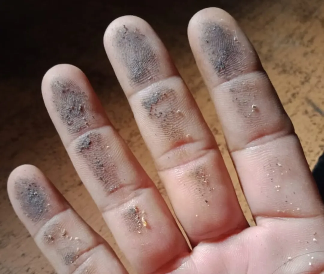 Debu Pasir Hitam Kembali Cemari Lingkungan Makam Maja Cilegon