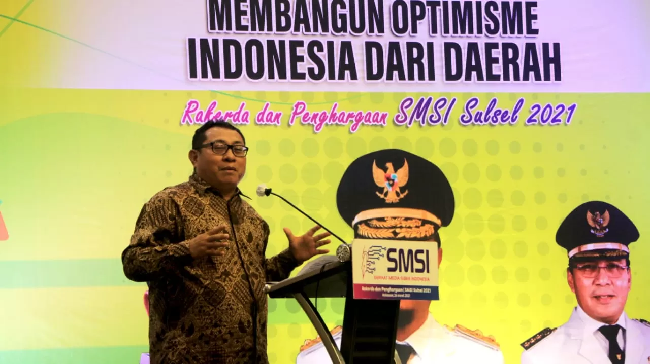 Berita Nasional, Berita Nasional Terbaru, Berita Nasional Hari Ini, Berita Makassar, Berita Makassar Terbaru, Berita Makassar Hari Ini: Buka Rakerda SMSI, Plt. Gubernur Harap Media Bersinergi dengan Pemerintah