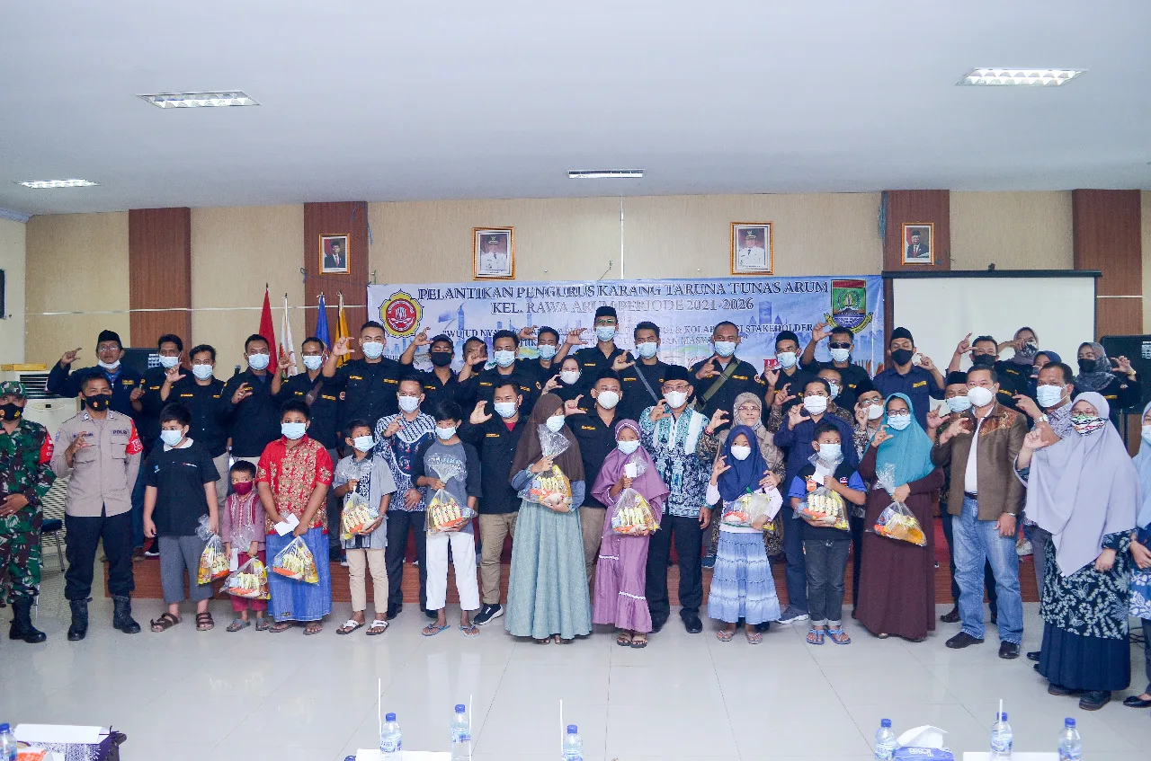 Berita Banten, Berita Banten Terbaru, Berita Banten Hari Ini, Berita Cilegon, Berita Cilegon Terbaru, Berita Cilegon Hari Ini: Usai Dilantik, Karang Taruna Rawa Arum Langsung Santuni Yatim Piatu
