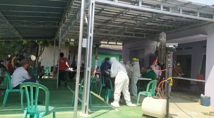 Ada yang Positif Covid-19, Warga Dasana Indah Jalani Tes Swab Massal