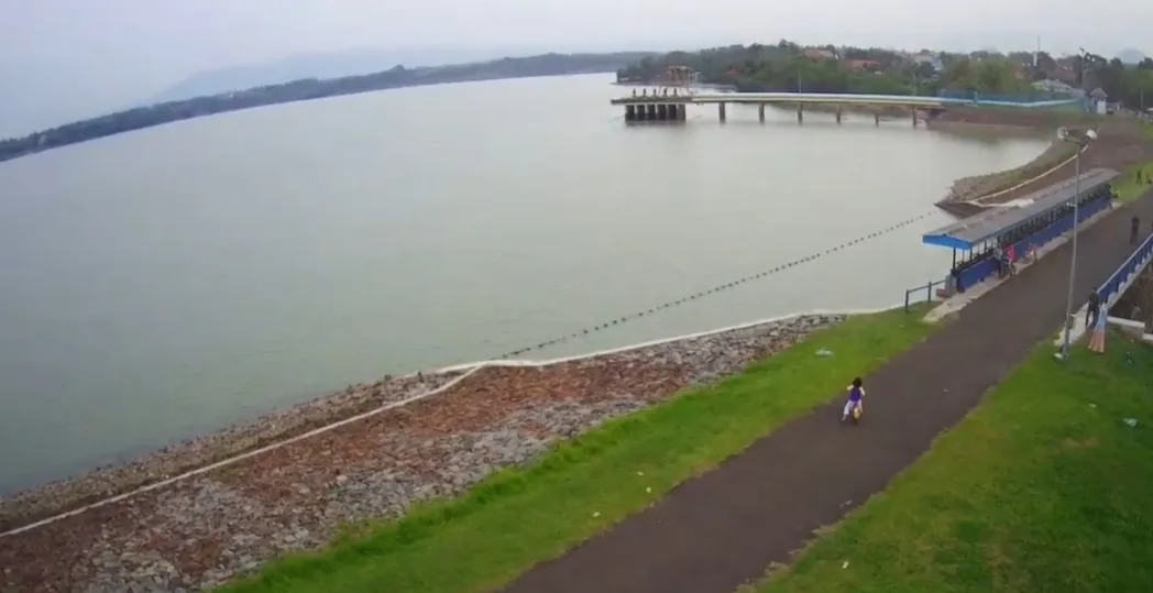 PT KTI Akan Bangun PLTS Terapung di Sekitar Waduk Krenceng Cilegon