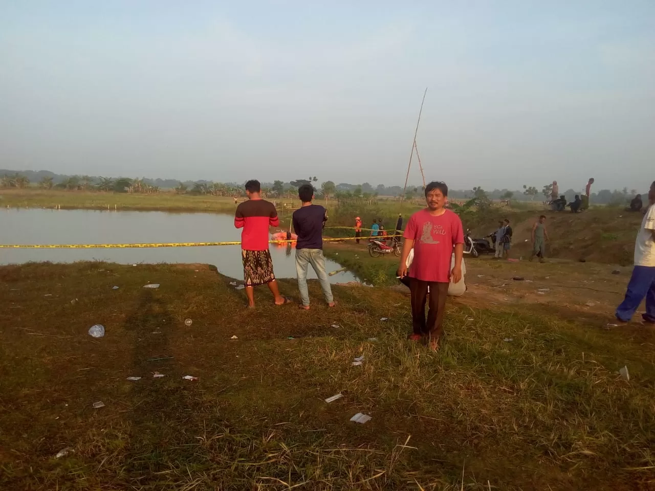 Berita Banten, Berita Banten Terbaru, Berita Banten Hari Ini, Berita Kabupaten Tangerang, Berita Kabupaten Tangerang Terbaru, Berita Kabupaten Tangerang Hari Ini: Bocah Tujuh Tahun Ditemukan Meninggal Tenggelam di Bekas Galian Pasir