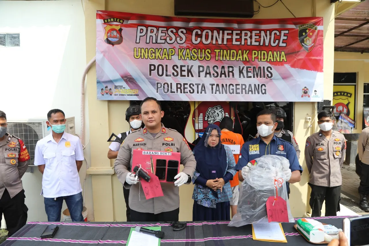 Berita Banten, Berita Banten Terbaru, Berita Banten Hari Ini, Berita Kabupaten Tangerang, Berita Kabupaten Tangerang Terbaru, Berita Kabupaten Tangerang Hari Ini: Jajaran Polsek Pasar Kemis Ringkus Pembegal Sopir Taksi Online