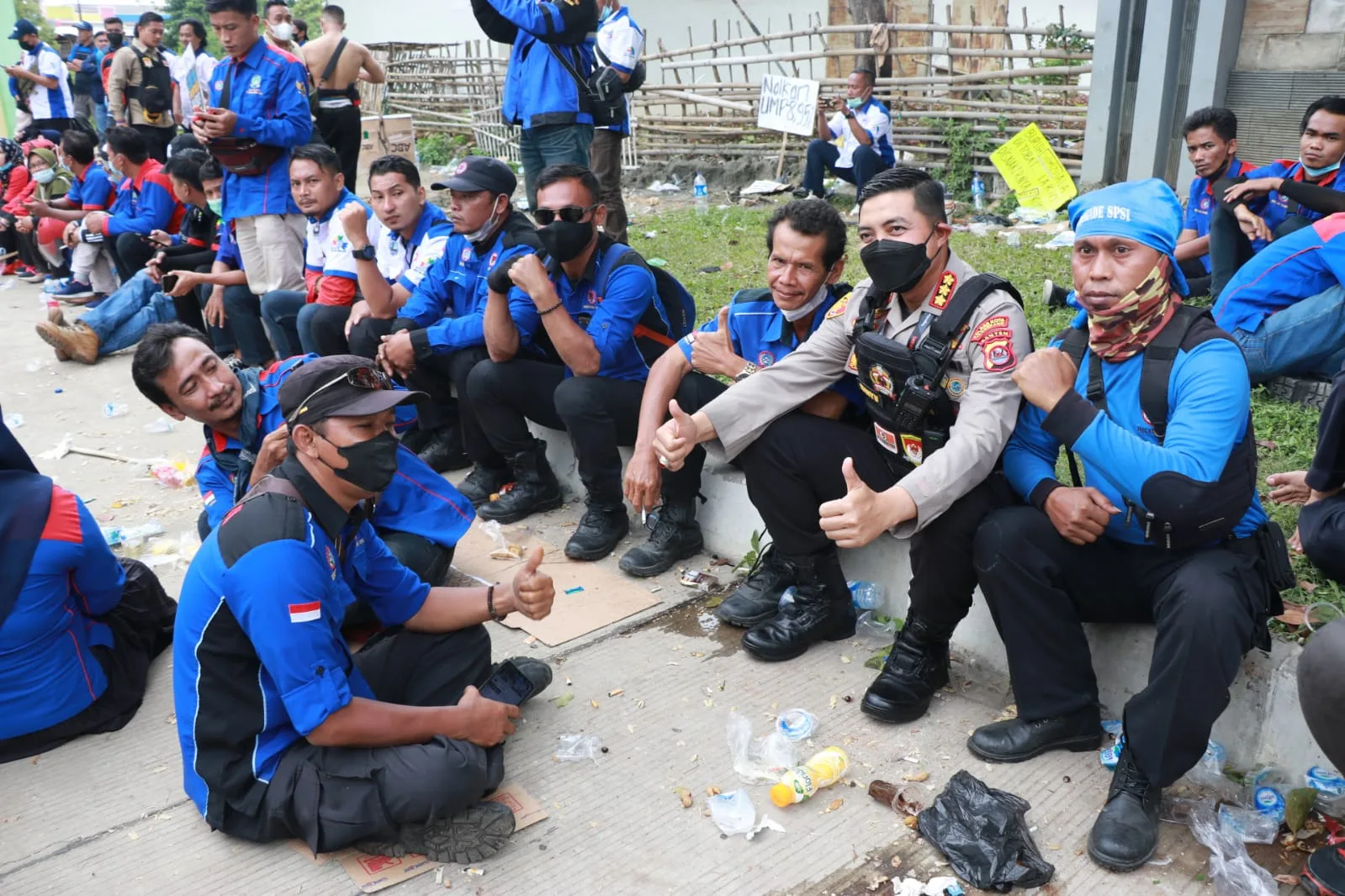 Kapolres Kota Tangerang Kawal Demo Buruh di Kantor Disnaker di Balaraja