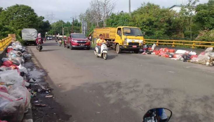 Berita Banten, Berita Banten Hari Ini, Berita Banten Terbaru, Kabupaten Tangerang, Kabupaten Tangerang Hari Ini, Kabupaten Tangerang Terbaru, Peristiwa, Peristiwa Hari Ini, Peristiwa Terbaru, Berita Viral, Berita Viral Hari Ini, Berita Viral Terbaru: Jelang Akhir 2021, Retribusi Sampah di Kab. Tangerang Belum Mencapai Target