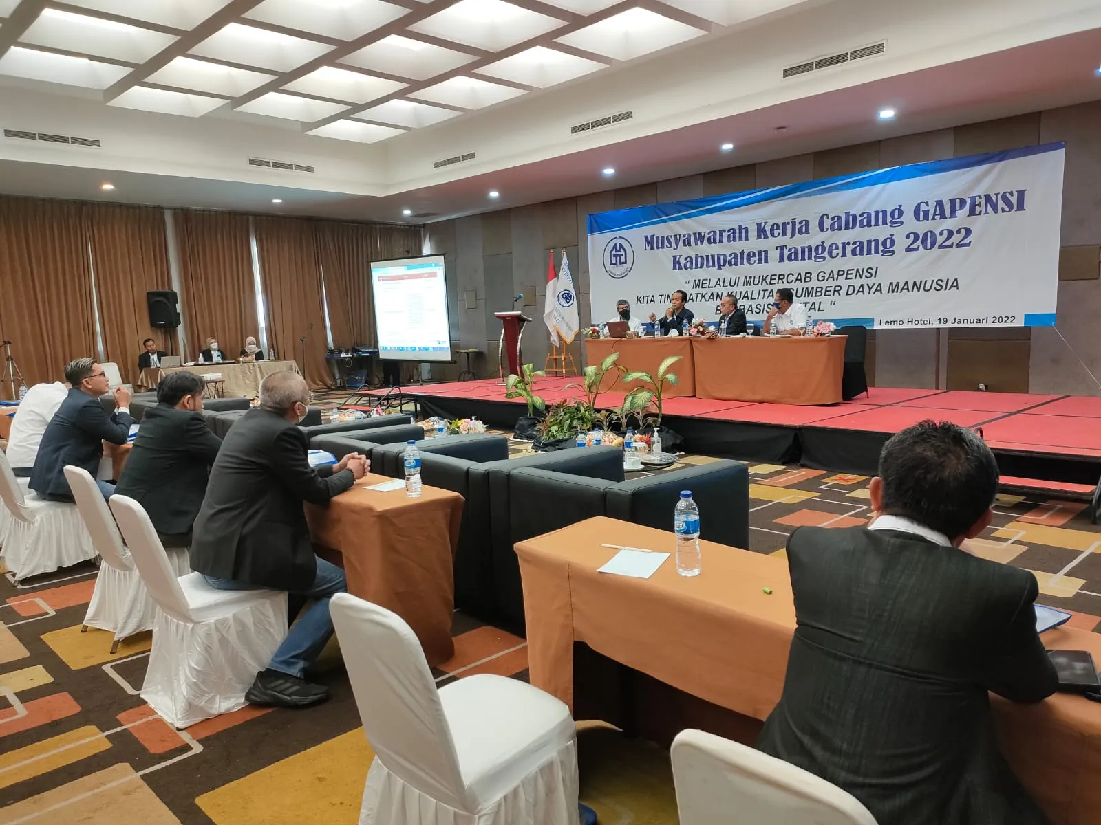 Berita Banten, Berita Banten Hari Ini, Berita Banten Terbaru, Kabupaten Tangerang, Kabupaten Tangerang Hari Ini, Kabupaten Tangerang Terbaru, Peristiwa, Peristiwa Hari Ini, Peristiwa Terbaru, Berita Viral, Berita Viral Hari Ini, Berita Viral Terbaru: BPC Gapensi Kabupaten Tangerang Gelar Musker, Eka Bayu: Digitalisasi Tantangan Dan Seleksi Alam
