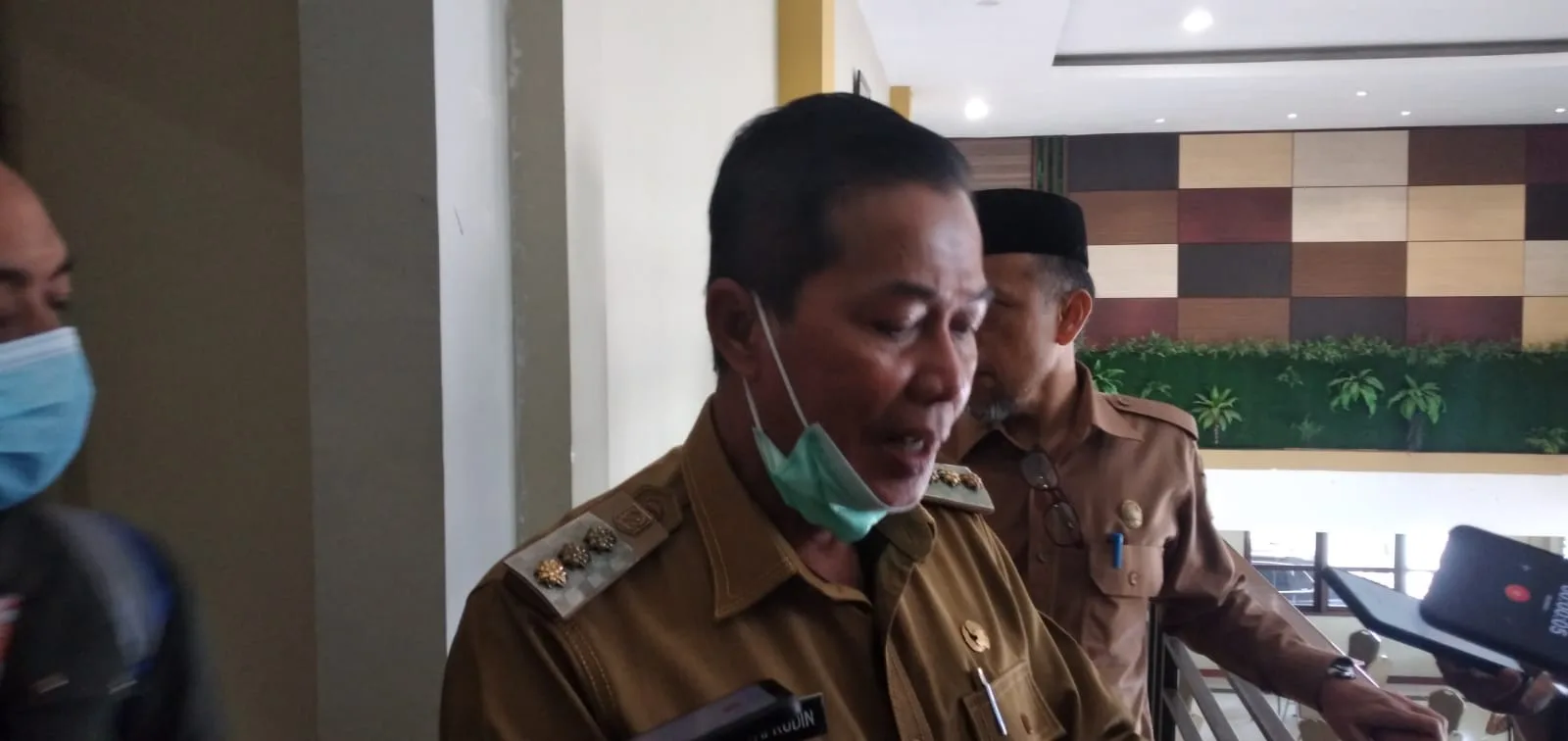 Pembongkaran Pedagang Stadion Maulana Yusuf Ricuh, Syafrudin: Pedagang Harus Nurut Sama Pemerintah