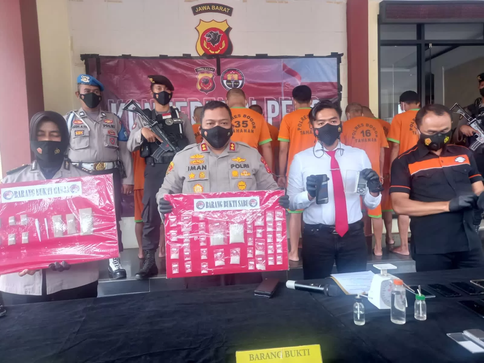 Polres Bogor Amankan 10 Pengedar Narkoba