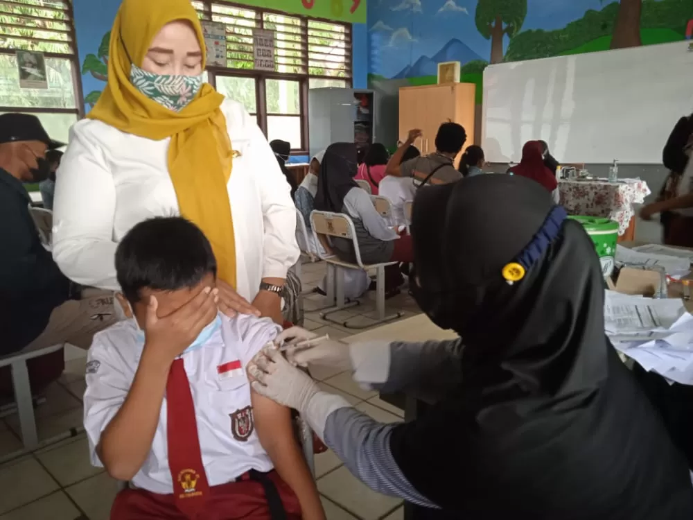 Berita Banten, Berita Banten Hari Ini, Berita Banten Terbaru, Kabupaten Tangerang, Kabupaten Tangerang Hari Ini, Kabupaten Tangerang Terbaru, Peristiwa, Peristiwa Hari Ini, Peristiwa Terbaru, Berita Viral, Berita Viral Hari Ini, Berita Viral Terbaru: Kepsek SDN Sodong 1 Bantah Kabar Larang Siswa Ikut PTM Bila Tidak Divaksin
