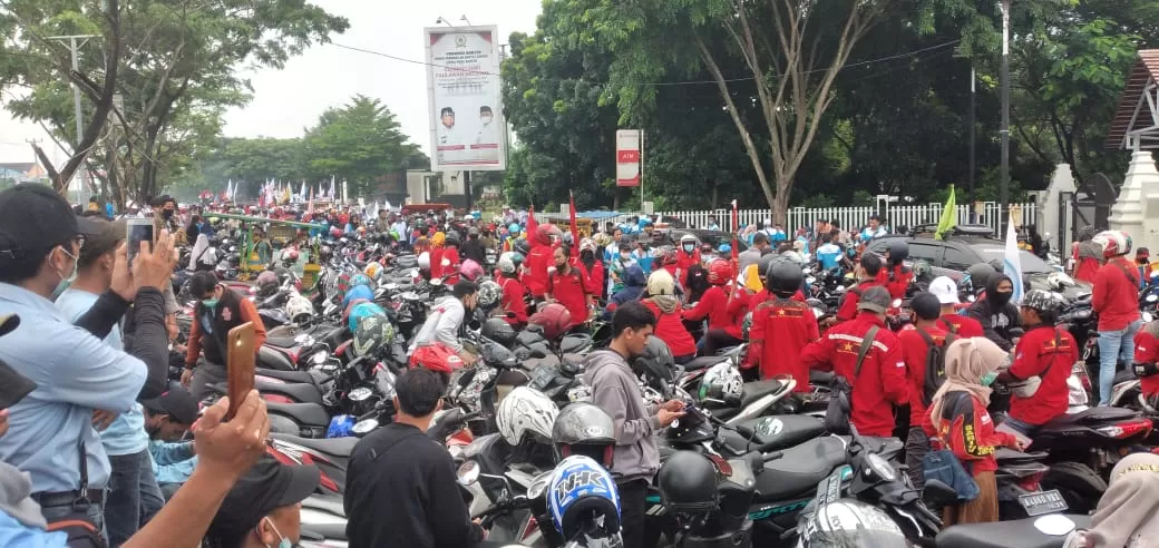Puluhan Ribu Buruh Kembali Kepung KP3B