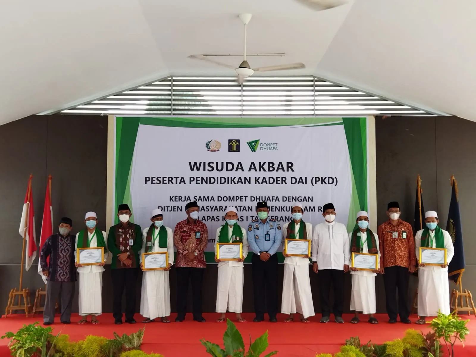 Berita Banten, Berita Banten Hari Ini, Berita Banten Terbaru, Kota Tangerang, Kota Tangerang Hari Ini, Kota Tangerang Terbaru, Peristiwa, Peristiwa Hari Ini, Peristiwa Terbaru, Berita Viral, Berita Viral Hari Ini, Berita Viral Terbaru: Siap Mengabdi Masyarakat, 50 Santri Binaan Lapas Tangerang Lulus Pendidikan Kader Dai