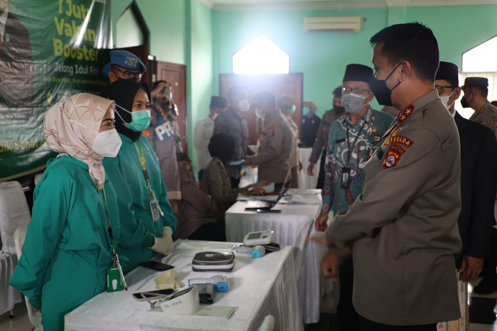 Polda Banten Bersama PWNU dan Kemenag Provinsi Banten Gelar Vaksinasi Booster Jelang Lebaran