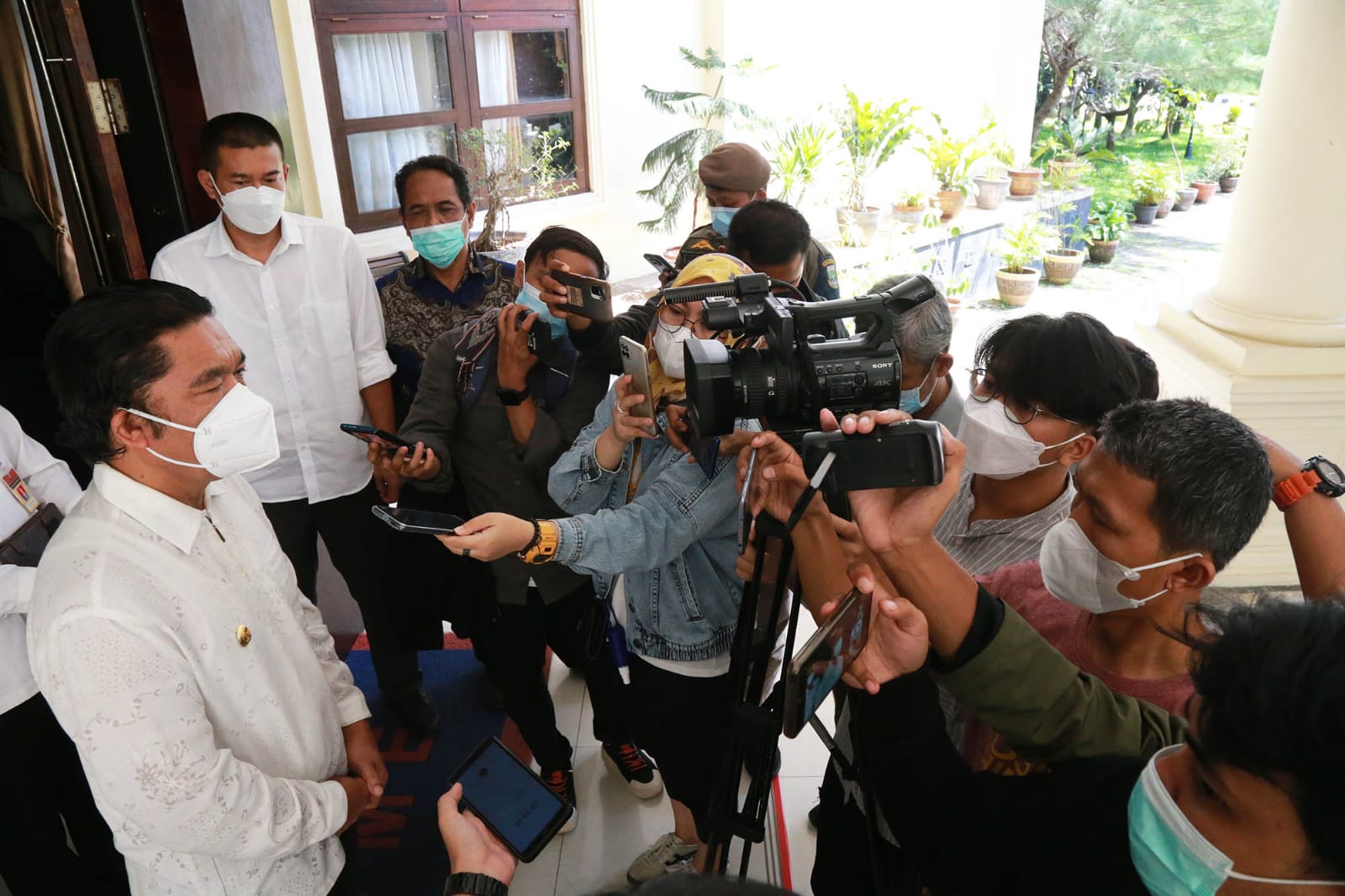 Hari Pertama, Pj Gubernur Banten Al Muktabar Gelar Rapat Kerja Dengan Kepala OPD