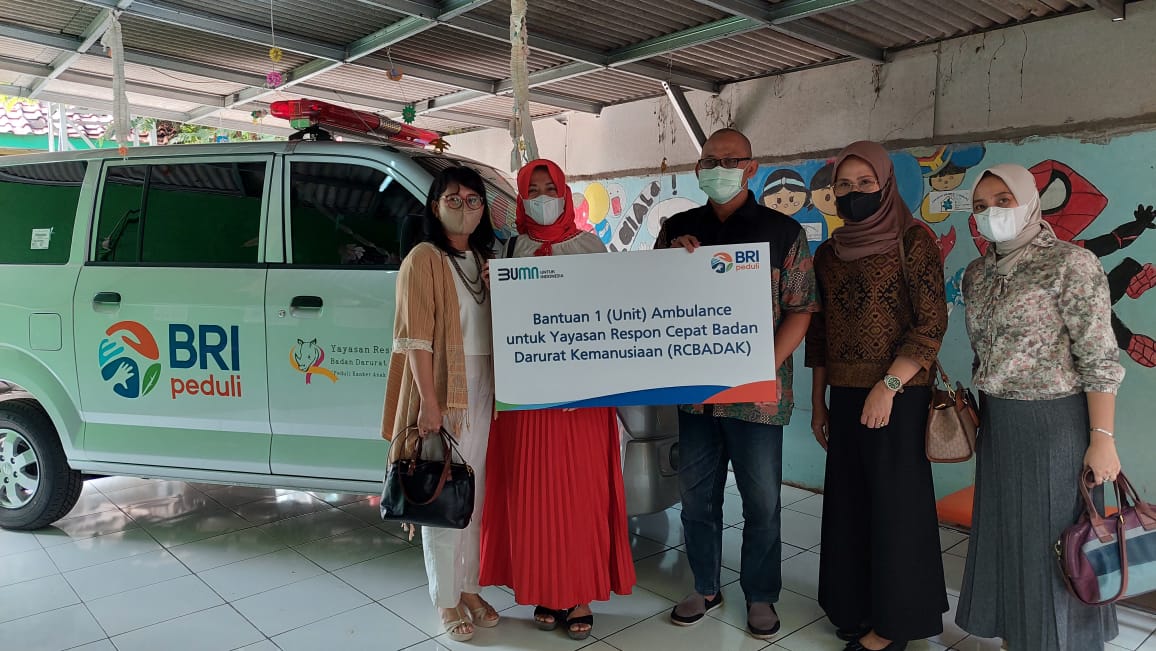 BRI Regional Office Jakarta 3 Berikan Bantuan 1 unit Ambulance
