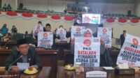 Fraksi PKS Banten Bentangkan Kertas Tolak BBM Saat Rapat Paripurna
