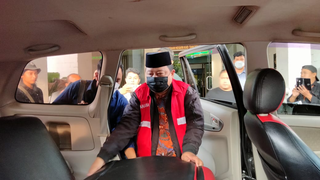 Kejari Kabupaten Tangerang Tangkap Eks Kepala Desa Pelaku Pungli PTSL