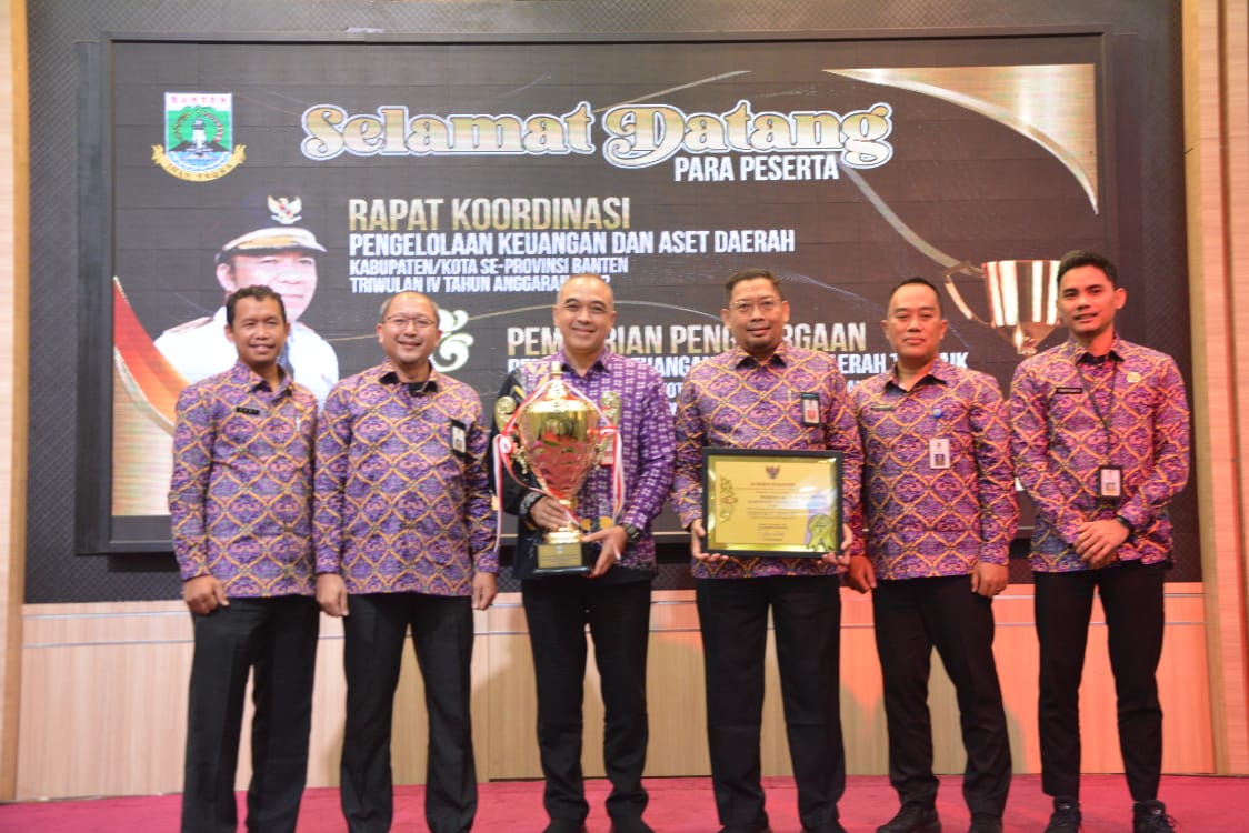 Pemkab Tangerang Raih Juara Umum Terbaik Pengelolaan Keuangan dan Aset Daerah se-Banten