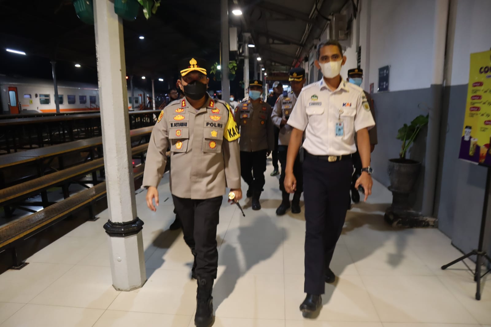Jelang Lebaran, Kapolres Lebak Tinjau Arus Mudik di Stasiun Rangkasbitung
