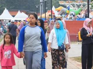Antusiasme Masyarakat pada Penutupan MTQ ke-XX