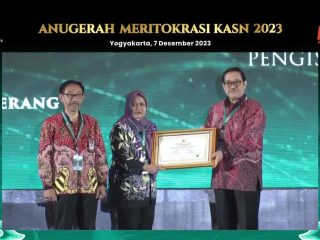 Pemkab Tangerang Terima Dua Penghargaan Anugerah Meritokrasi KASN 2023