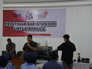 Peluang Pasar Besar, PWI Kabupaten Tangerang dan YPKKT Gelar Pelatihan Barista Kopi