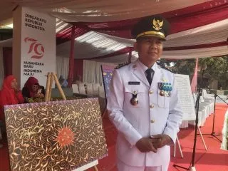 Lestarikan Budaya, Camat Cucu Launching Batik Tigaraksa di Hari Kemerdekaan ke-79