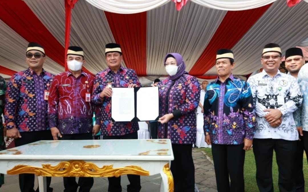 Pencanangan Program Sekolah Gratis Jenjang SD dan SMP oleh Pemkab Tangerang. 