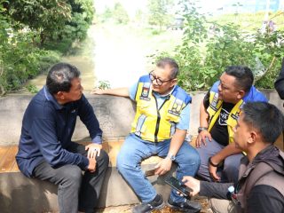 Bupati Tangerang Tinjau Langsung Penyebab Banjir di Kawasan Teluk Jakarta Kutabumi