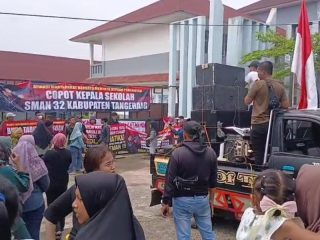 Lapor Pak Andra Soni!  SMAN 32 Didemo Massa, Siswa Baru Gelar MPLS via Zoom