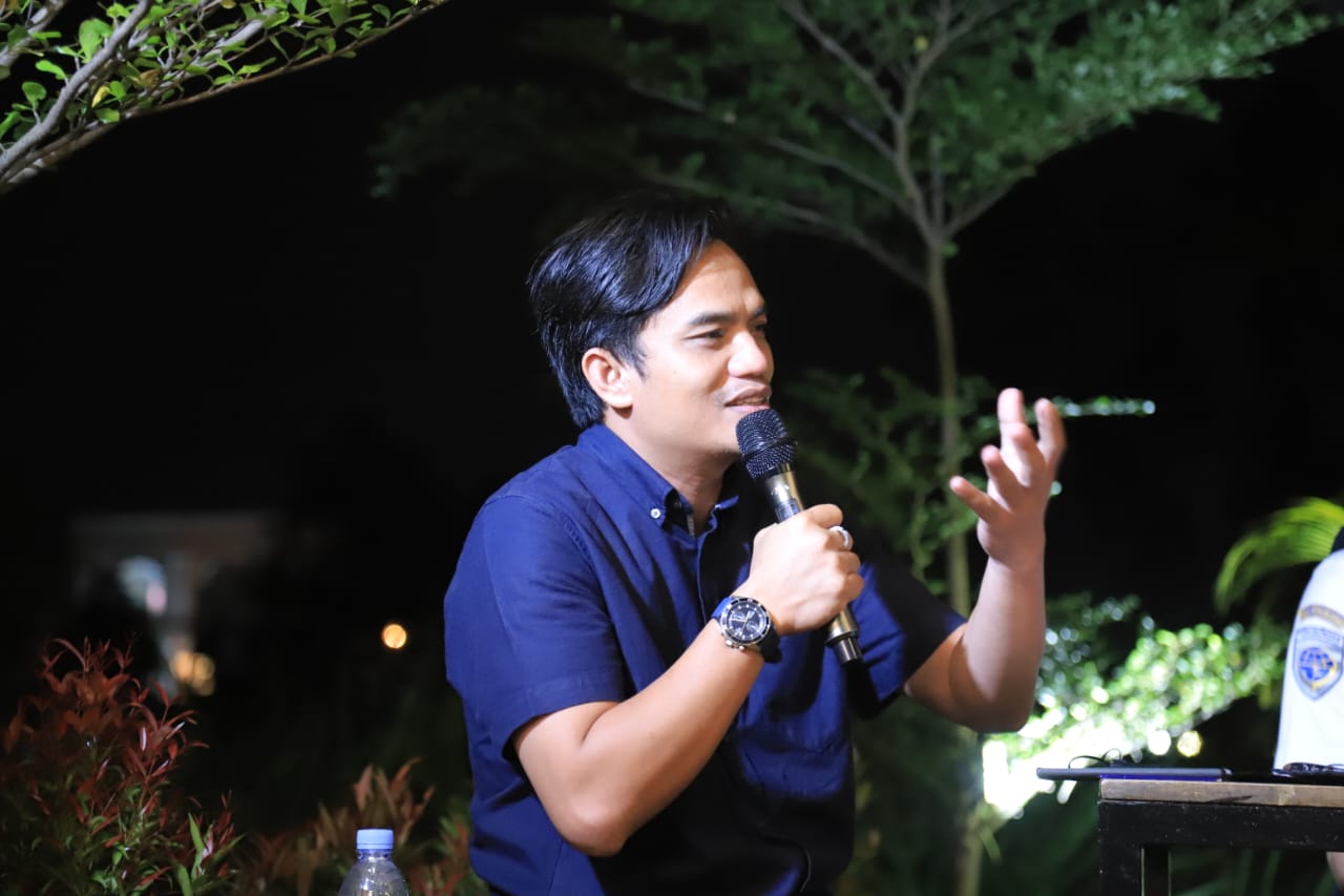 Pengamat Politik Adib Miftahul.