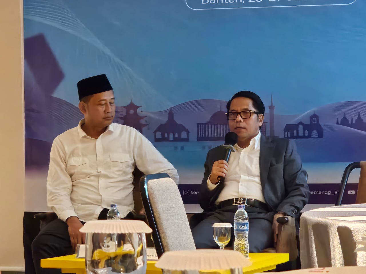Sekretaris Jenderal Kementerian Agama, Kamaruddin Amin,  mengungkapkan bahwa Indonesia memiliki potensi wakaf terbesar di dunia. (rfh)