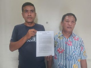 Sartono, warga Kelurahan Pondok Kacang Timur RT 003 RW 007, Kecamatan Pondok Aren, Kota Tangerang Selatan (Tangsel), nekat menggugat Koperasi Simpan Pinjam (KSP) bernama Sada Indo Utama ke Pengadilan Negeri (PN) Tangerang, setelah menemukan kejanggalan dalam perjanjian pinjaman uang yang ia jalani.