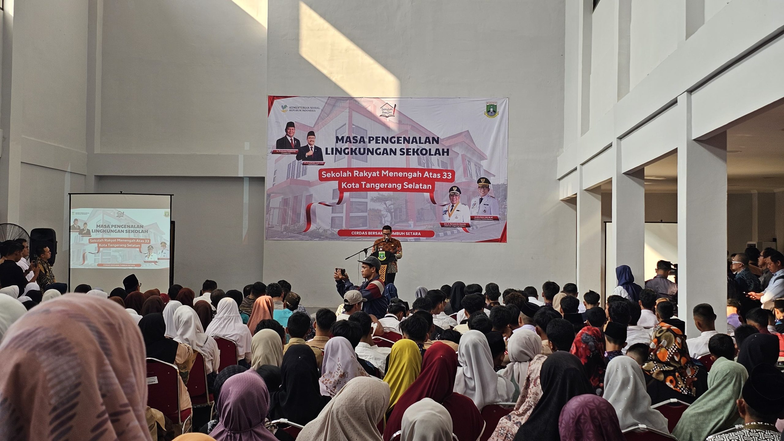Kegiatan MPLS di SMAR 33 Tangerang Selatan. (rfh)