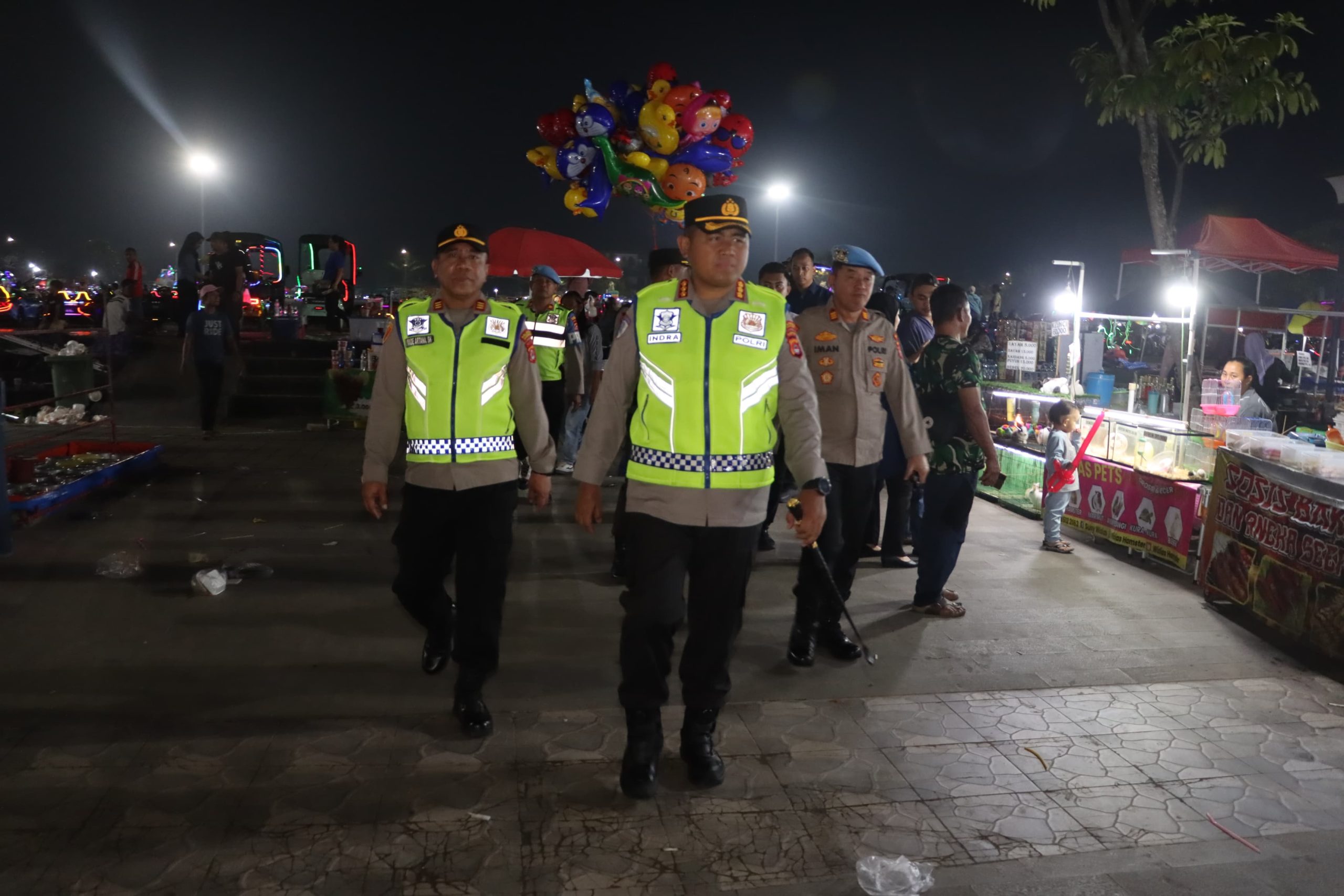 Kapolresta Tangerang Kombes Pol Andi Muhammad Indra Waspada Amirullah memimpin Patroli Antisipasi Gangguan Keamanan dan Ketertiban Masyarakat (Guantibmas), Sabtu (16/8/2025) malam.