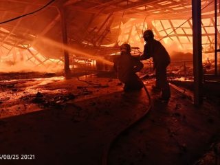 Gudang Mainan di Dadap Kosambi Kebakaran