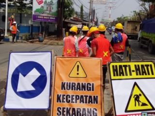 Wujudkan Pelayanan Prima, Perumdam TKR Respons Cepat Perbaiki Jalur Pipa Cadas-Kukun
