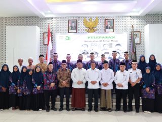 Bupati Maesyal Rasyid Lepas 20 Penerima Beasiswa Tangerang Gemilang ke Al-Azhar