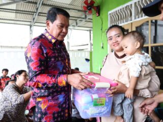 Bupati Maesyal Rasyid Gerak Cepat Tinjau dan Salurkan Bantuan Banjir di Pakuhaji