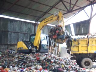 DLH Kota Tangerang Terapkan Sistem Angkut Sampah Berbasis Jam