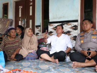Respons Cepat Bupati Tangerang: Instruksikan Segera Bangun Kembali Rumah Roboh di Kresek