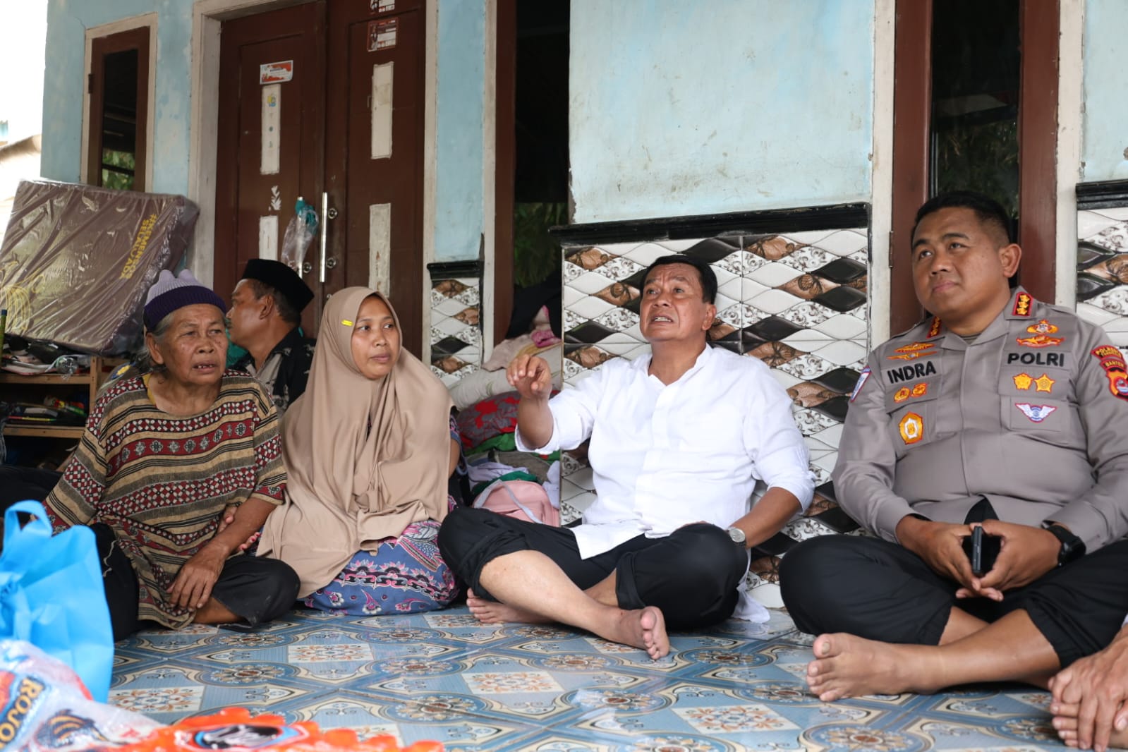 Respons Cepat Bupati Tangerang Instruksikan Segera Bangun Kembali Rumah Roboh di Kresek