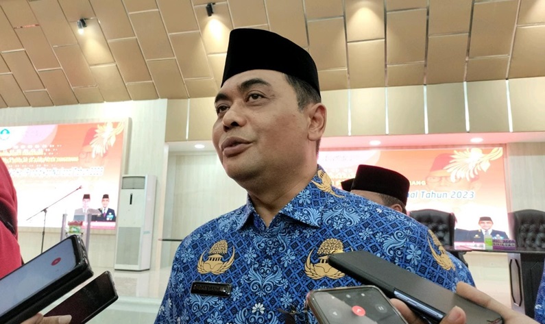 Kepala Dinas Pendidikan Kabupaten Tangerang, Dadan Gandana