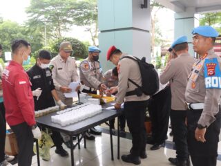Tindak Lanjuti Arahan Kapolri, 378 Personel Polresta Tangerang Jalani Tes Urine Mendadak