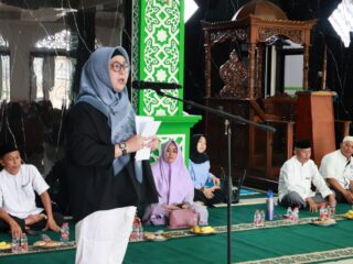 Wabup Tangerang Hadiri Penyerahan Santunan 115 Anak Yatim Piatu Yayasan Baitul Yatama Masjid Jami Sabilal Muhtadin Pagedangan